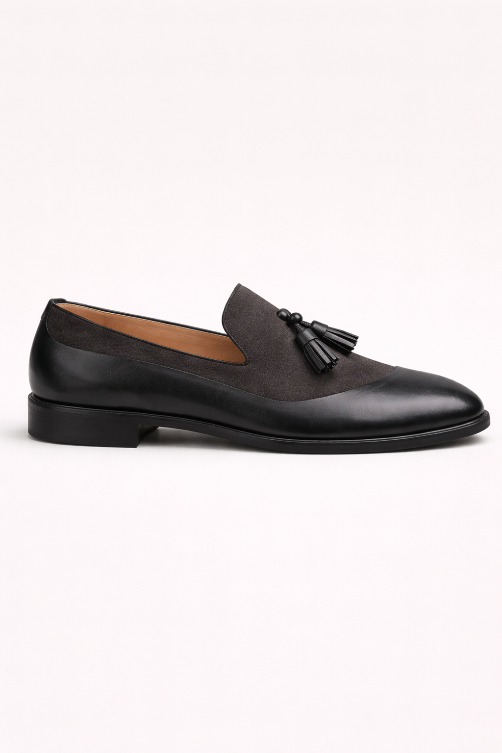 Tassel Loafers Smart Casual Wear Sleek Silhouette