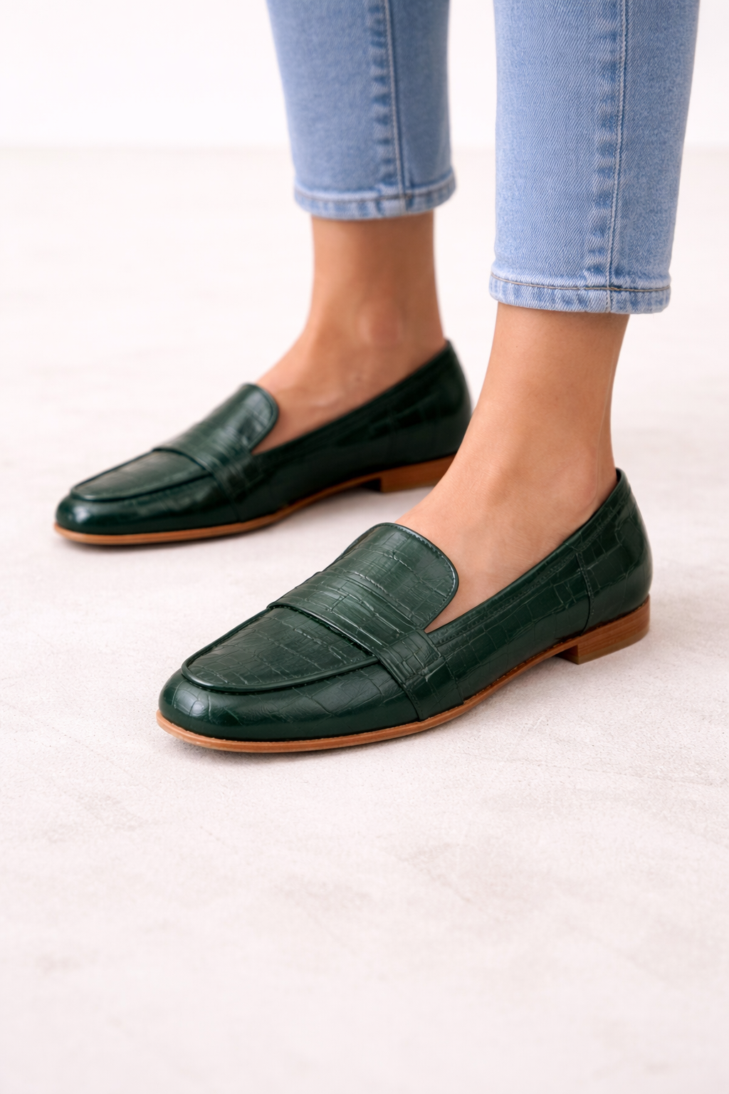 Flat Moccasins With Engraved Detailing Slip On Shoes Low Sole